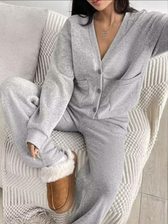 Костюм (Розмір: 42-46, 48-52) P007677